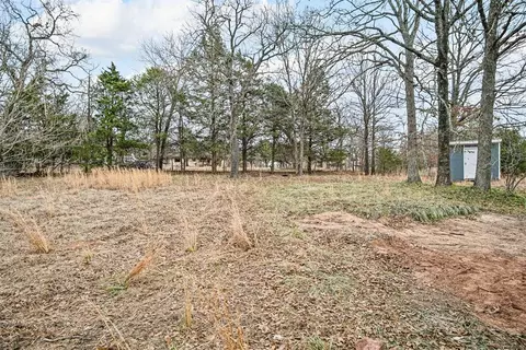 Exterior - 1801 Comanche Rd, Norman, OK 73026 photo 6 of 6