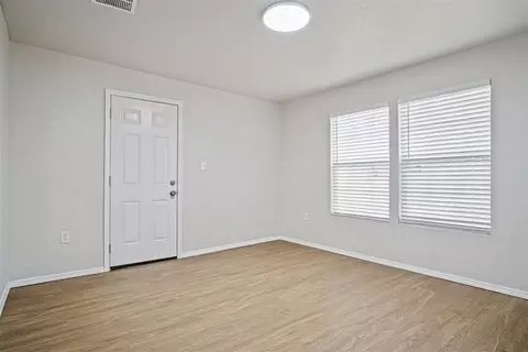 Living - 1801 Comanche Rd, Norman, OK 73026 photo 6 of 6