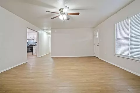 Living - 1801 Comanche Rd, Norman, OK 73026 photo 4 of 6