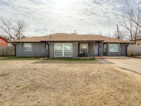 418 E Atkinson Dr, Midwest City, OK 73110