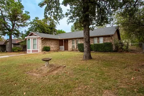714 Oak Park Dr, Choctaw, OK 73020