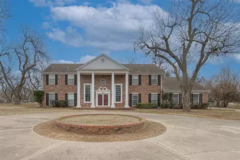 5204 NW 16th St, Oklahoma City, OK 73127