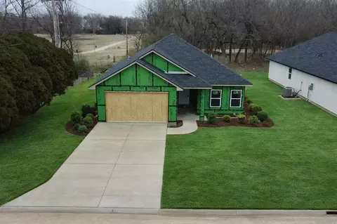 4212 N Shadybrook Dr, Midwest City, OK 73110