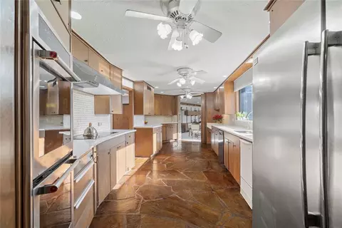 2961 Twin Acres Dr, Norman, OK 73071