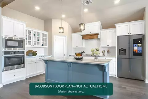 Kitchen - 15921 Rolling Hill Dr, Moore, OK 73170 photo 2 of 2
