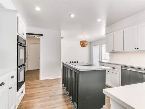 Kitchen - 1601 Hazelhurst, Edmond, OK 73013 photo 3 of 5