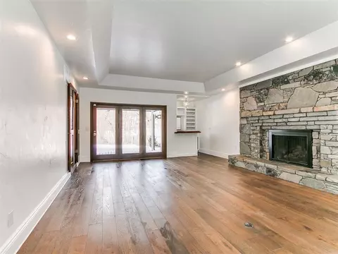 Living - 1601 Hazelhurst, Edmond, OK 73013 photo 1 of 6