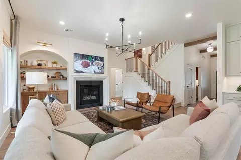 Living - 8041 Red Feather, Arcadia, OK 73007 photo 5 of 7