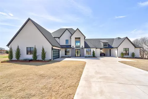 22015 Cricklewood Ct, Edmond, OK 73012
