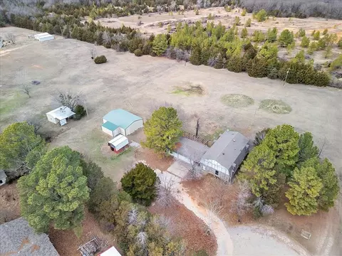 18 Pineyridge Ln, Shawnee, OK 74801