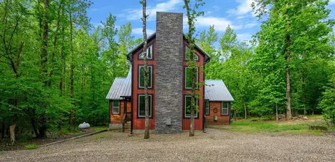 242 Lucian Sorrel Rd, Broken Bow, OK 74728