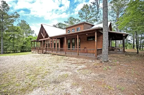 94 Willow Bend Rd, Broken Bow, OK 74728