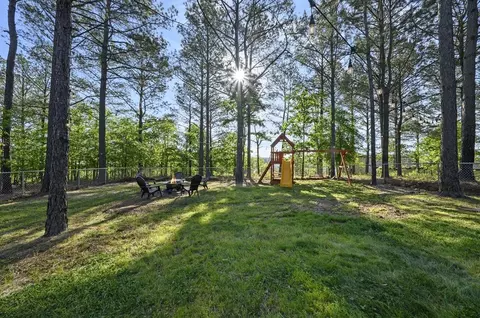 Exterior - 94 Willow Bend Rd, Broken Bow, OK 74728 photo 11 of 13