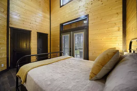 Bedroom - 94 Willow Bend Rd, Broken Bow, OK 74728 photo 1 of 7
