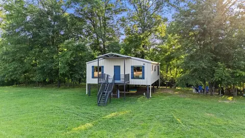 271 River West Ln, Broken Bow, OK 74728