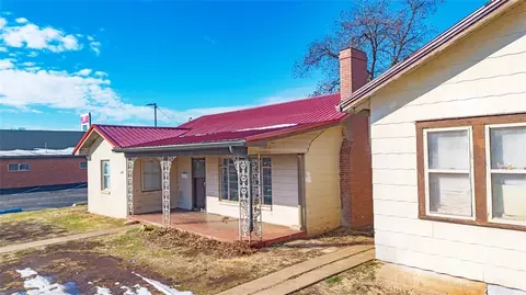 420 W Colorado Ave, Chickasha, OK 73018