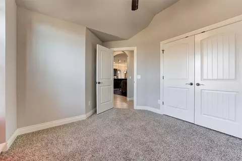 Bedroom - 5009 Champlain Pl, Edmond, OK 73025 photo 4 of 8