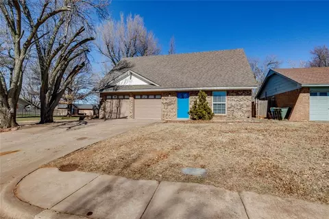 809 Holly Hill Rd, Edmond, OK 73003