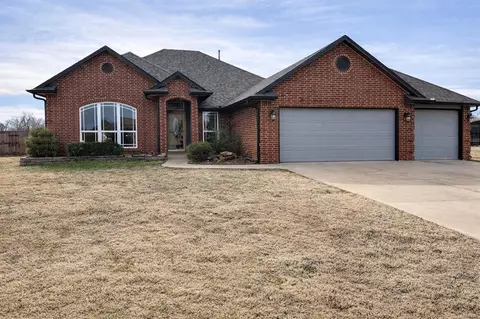 3610 Kindle Ln, Norman, OK 73072