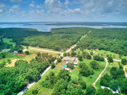 2401 156th Ne Ave, Norman, OK 73026