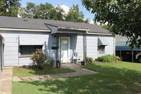 209 S Ruth Ave, Shawnee, OK 74801
