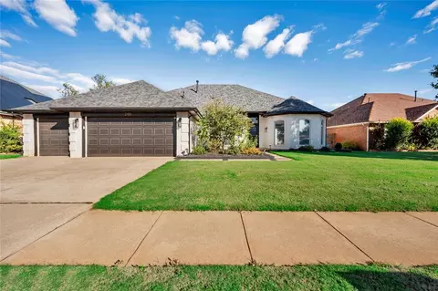 2416 Kingsley Ln, Oklahoma City, OK 73128