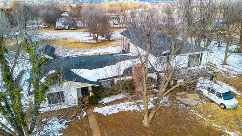 628 Cranton Dr, Chickasha, OK 73018