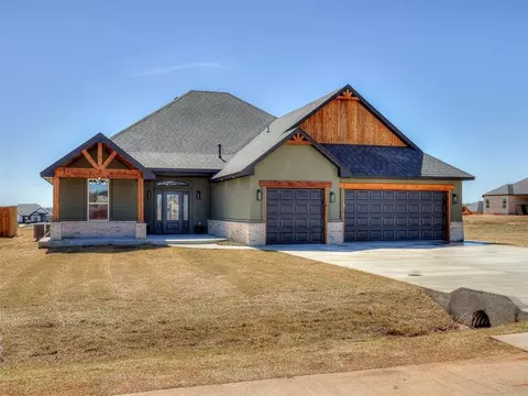 2445 Wind River Cir, Blanchard, OK 73010