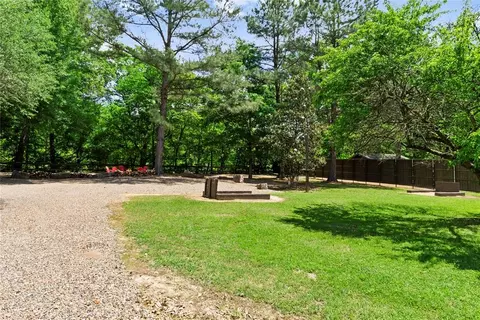 Exterior - 868 Red Fox Rd, Broken Bow, OK 74728 photo 5 of 10