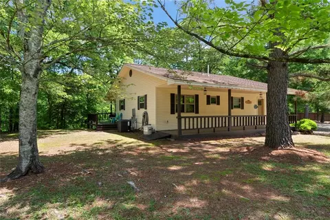 Exterior - 868 Red Fox Rd, Broken Bow, OK 74728 photo 2 of 10