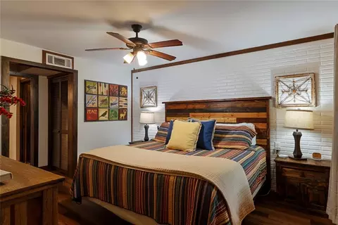Bedroom - 868 Red Fox Rd, Broken Bow, OK 74728 photo 5 of 6