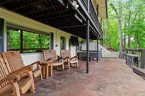 Exterior - 868 Red Fox Rd, Broken Bow, OK 74728 photo 4 of 10
