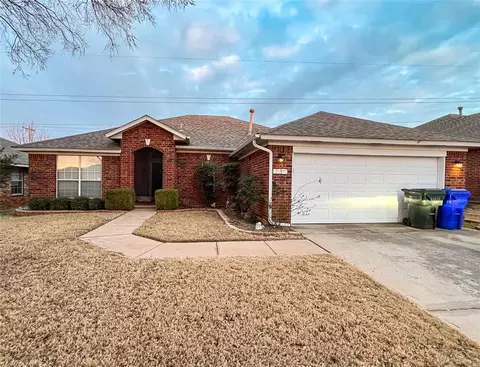 205 Sandstone Dr, Norman, OK 73071