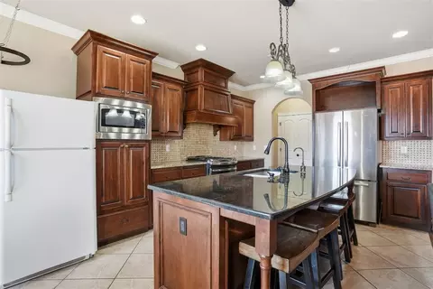 Kitchen - 912 Stephanie Ln, Altus, OK 73521 photo 1 of 1