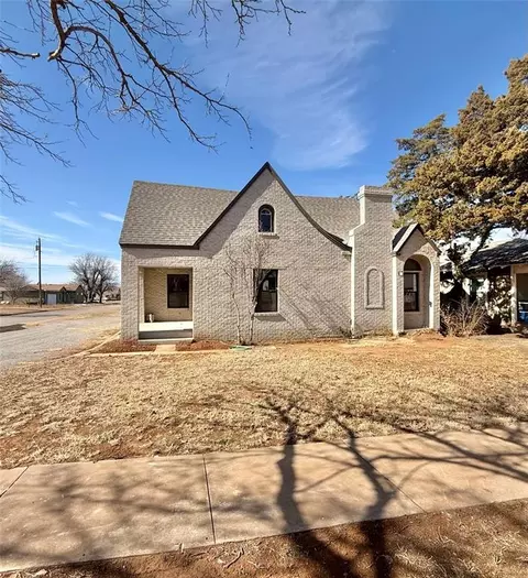 1501 N Lee St, Altus, OK 73521