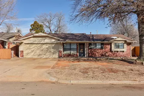 6341 N Hammond Ave, Warr Acres, OK 73122