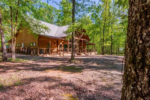 Exterior - 72 Dry Fly Ln, Broken Bow, OK 74728 photo 2 of 10