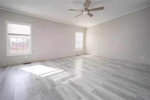 Living - 1817 County Road 1251, Tuttle, OK 73089 photo 4 of 4