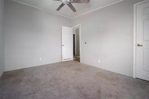 Bedroom - 1817 County Road 1251, Tuttle, OK 73089 photo 5 of 7