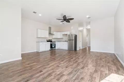Living - 218 E 8th St, Chandler, OK 74834 photo 1 of 5