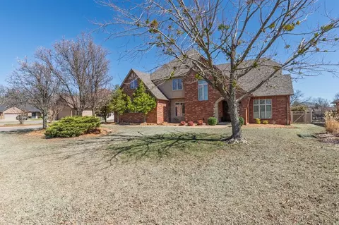 1805 Pecan Crossing Dr, Shawnee, OK 74804