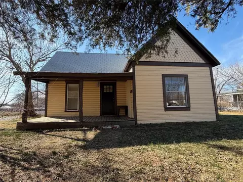 604 N Tucker Ave, Shawnee, OK 74801