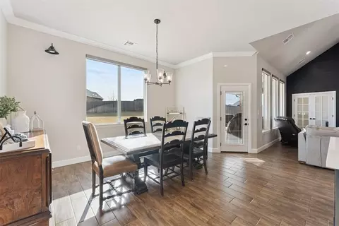 Dining - 1148 Colonial Ave, Tuttle, OK 73089 photo 1 of 3