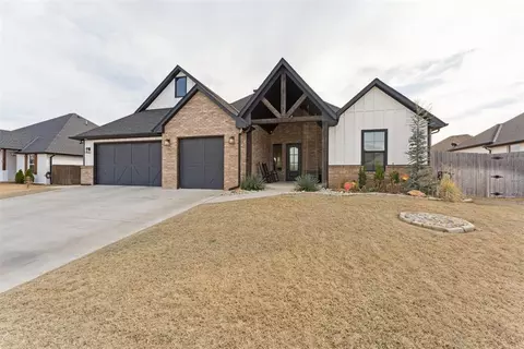 Exterior - 1148 Colonial Ave, Tuttle, OK 73089 photo 9 of 9