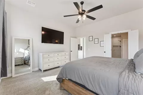 Bedroom - 1148 Colonial Ave, Tuttle, OK 73089 photo 2 of 6