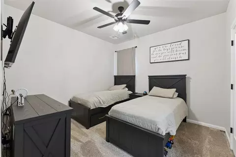 Bedroom - 1148 Colonial Ave, Tuttle, OK 73089 photo 3 of 6