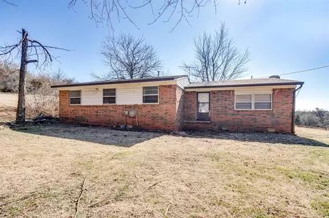 29855 Mounds Rd, Hinton, OK 73047