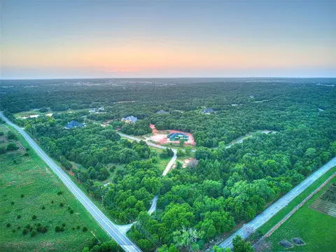5841 Harper Creek Trl, Edmond, OK 73034