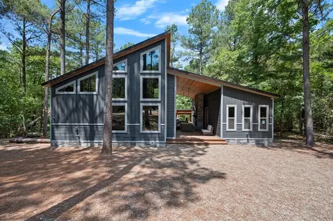 37 Nitro Ln, Broken Bow, OK 74728