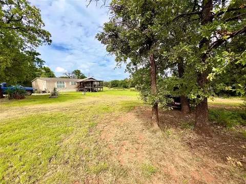 Exterior - 12100 Bart Dr, Guthrie, OK 73044 photo 6 of 20
